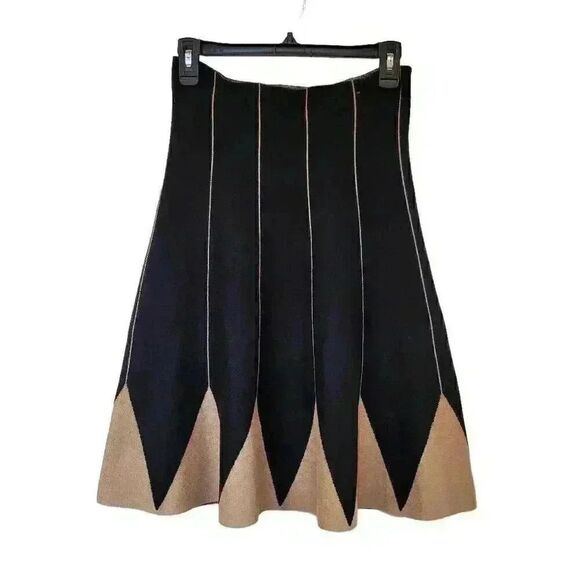 Max Studio Women's Black & Tan Viscose/Poly Sweater Knit Pleated Fit & Flare Pul - Picture 1 of 10